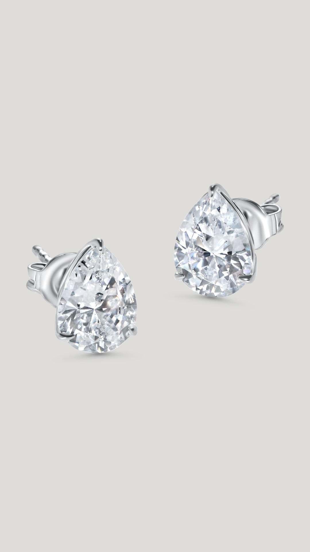 Cecile pear studs 9K White Gold sterling silver stud ring